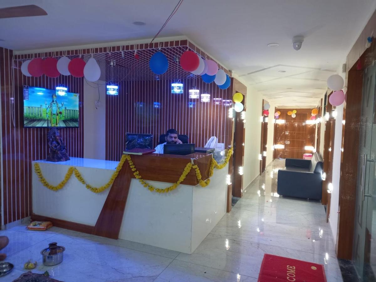 Hotel Rk Villa Vadodara Luaran gambar